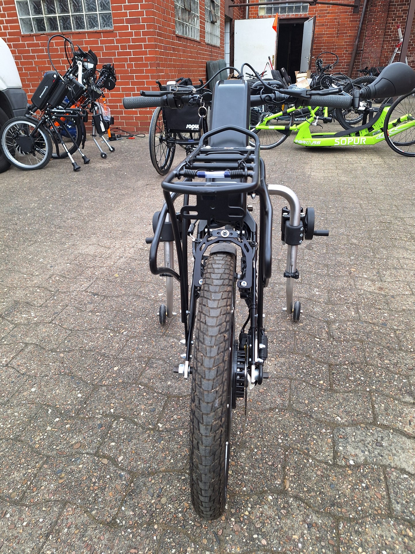 Praschberger Vario Bike Zuggerät Handbike für Rollstuhl B-Ware