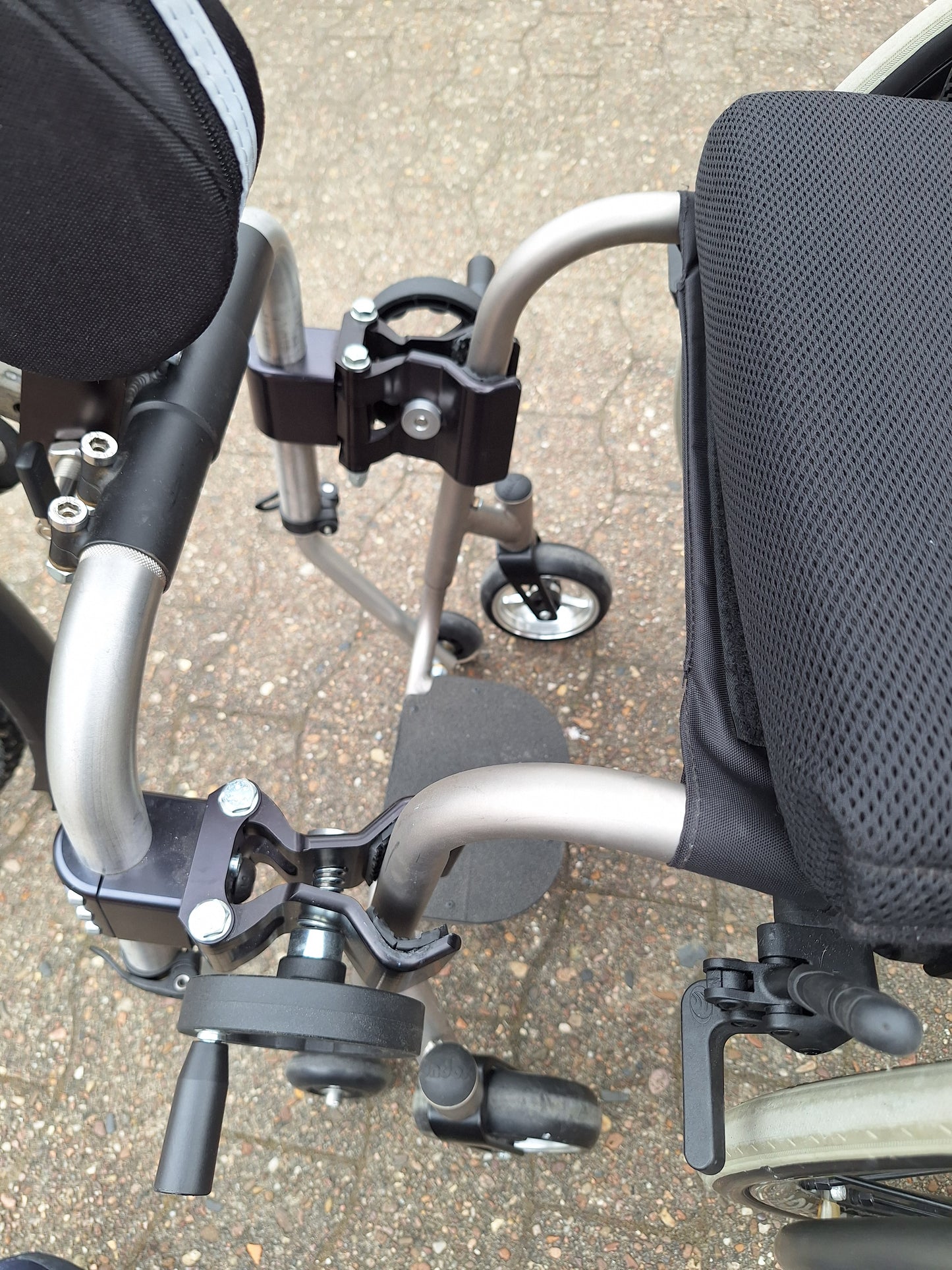 Praschberger Vario Bike Zuggerät Handbike für Rollstuhl B-Ware