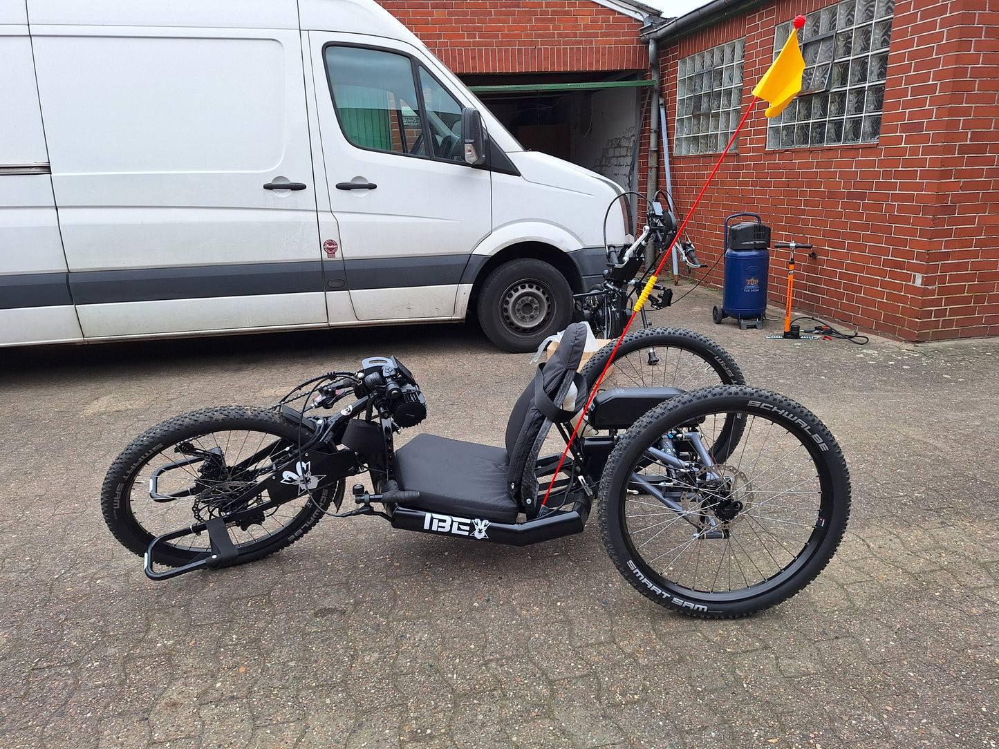 Praschberger IBEX Liegebike Handbike