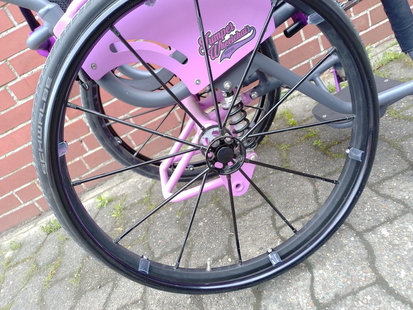 WCMX Skate Rollstuhl Jumper Wheelchair Pink/Lila 24" Ausstellungstück